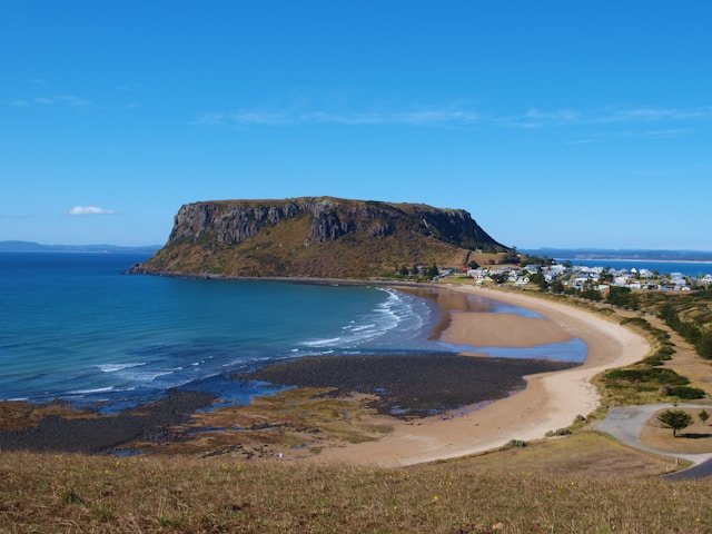 Northwest Tasmania Travel Guide: Best Places to Visit & Things to Do