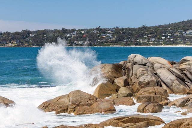 Bay of Fires Tasmania Guide: Best Things to Do, Beaches & Travel Tips 7 Binalong Bay Area Tasmania